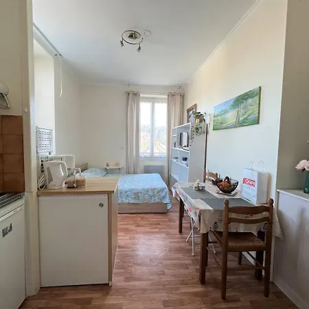 Lumineux A Cambo-les-bains, Proche Thermes, Coin Nuit, Kitchenette, Internet, Animaux Acceptes - Fr-1-495-10 * Cambo-les-Bains